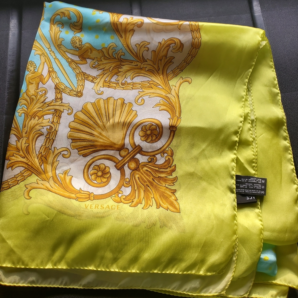 Versace Seashell Scarf